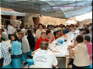 Comida 2006: 3 mesas de 40 personas