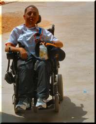 Ral, el secretario y contable de la Fiesta anual.